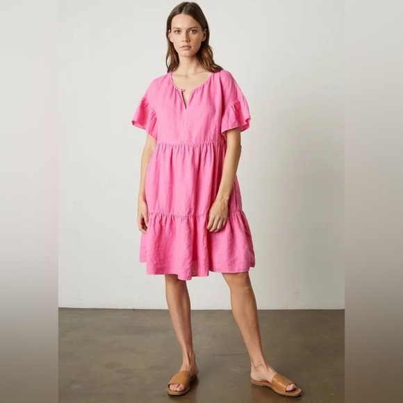 Velvet Dresses & Skirts - NWT Velvet by Graham and Spencer Pink Dress
